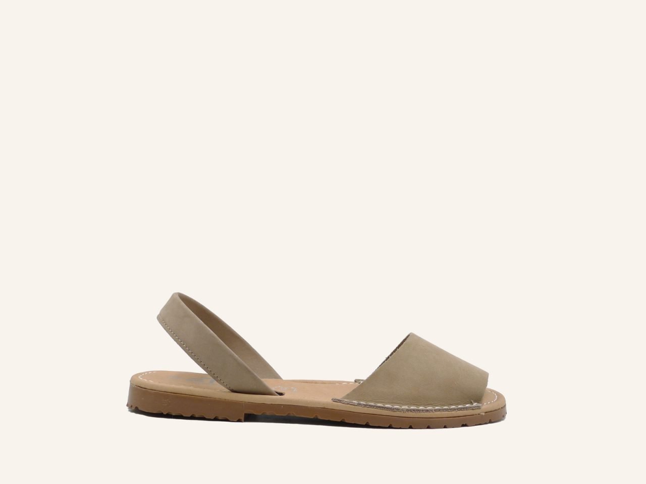 Menorquina de ante mujer color taupe.